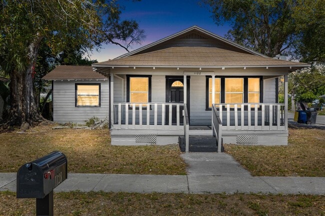 property at 1128 Belleair Rd