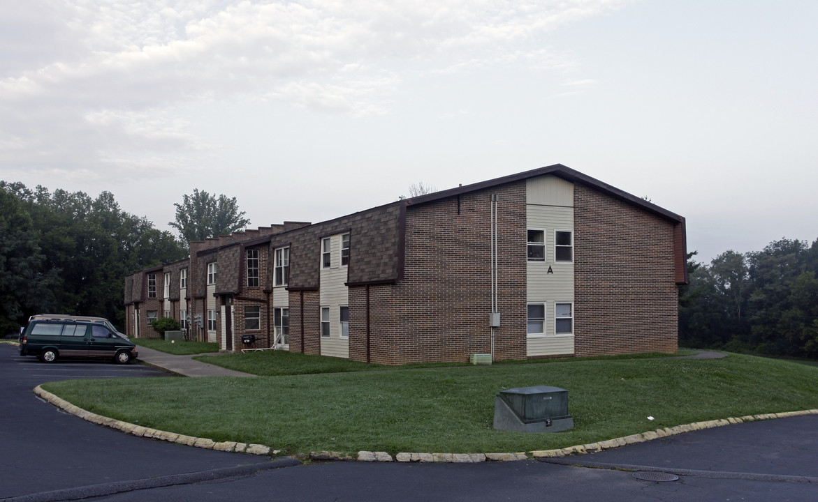 Eastridge Apartments in Bristol, VA - Building Photo