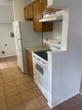 322 Canal Rd, Unit #7 in Edgewater, FL - Foto de edificio - Building Photo