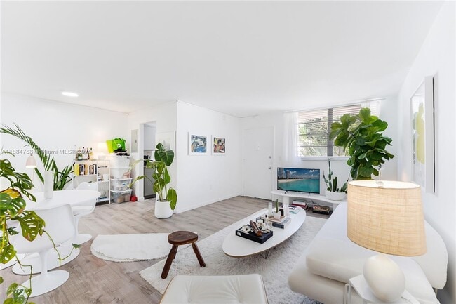 property at 301 Jefferson Ave