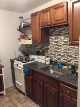 800 Hyde Park Ave, Unit 22 in Boston, MA - Building Photo - Building Photo