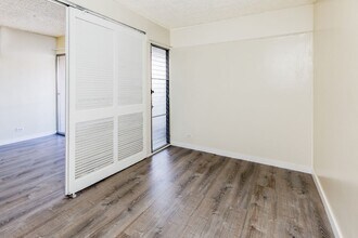 1459 Pele St in Honolulu, HI - Building Photo - Building Photo