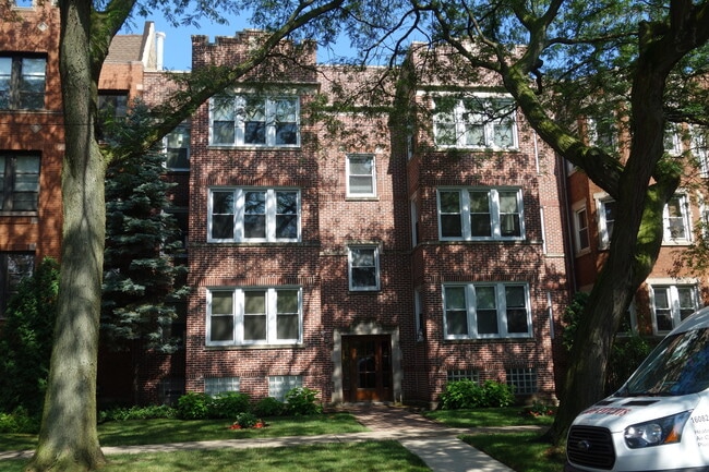 property at 6629 N Glenwood Ave