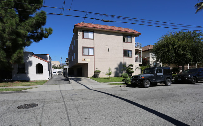 701 Raleigh St in Glendale, CA - Building Photo - Building Photo