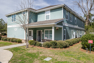 Westgate in Tallahassee, FL - Foto de edificio - Building Photo