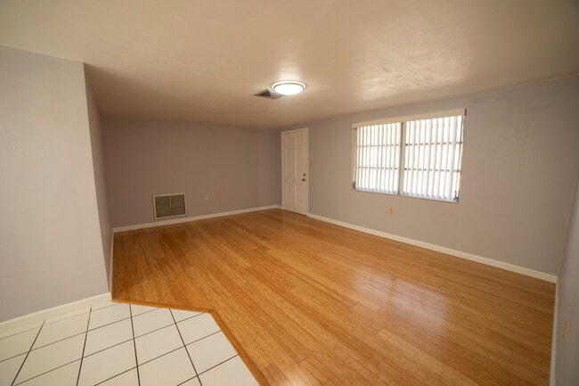 5116 Valimor Dr in Holiday, FL - Building Photo - Building Photo