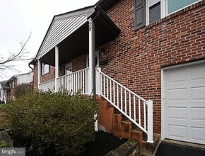 28 Lacey Ave in Doylestown, PA - Building Photo - Building Photo