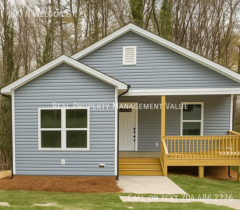 900 N Weldon St in Gastonia, NC - Building Photo