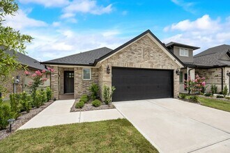 9611 Blue Water Hyssop in Conroe, TX - Building Photo - Building Photo