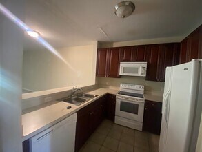 10421 Regent Square Dr in Orlando, FL - Building Photo - Building Photo