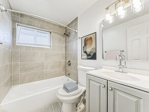 Hamilton Court Apartments in Somerdale, NJ - Building Photo - Building Photo