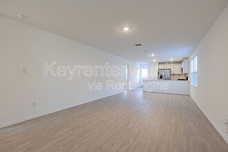 240 Sambre St in Niederwald, TX - Building Photo - Building Photo