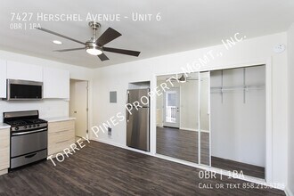 7427 Herschel Ave in San Diego, CA - Building Photo - Building Photo
