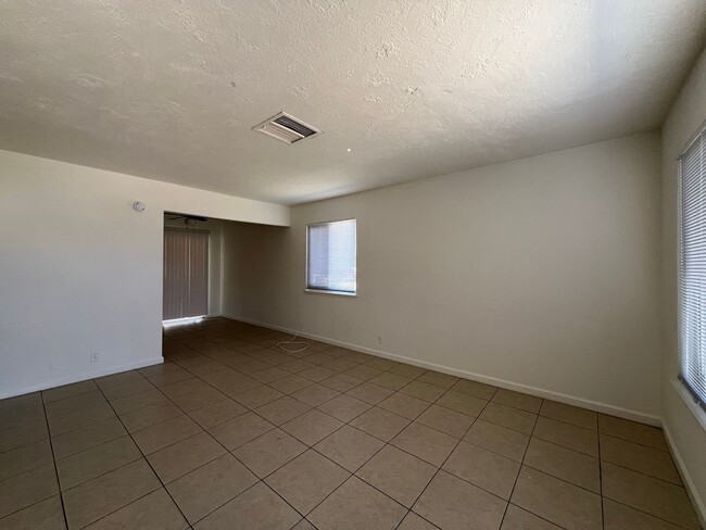 300 Ute Rd in Barstow, CA - Building Photo - Building Photo