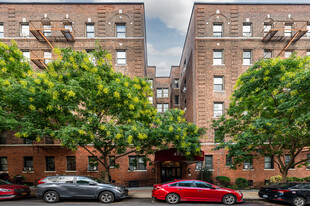 4739 40th St Apartments