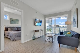 321 NE 26th St in Miami, FL - Building Photo - Building Photo