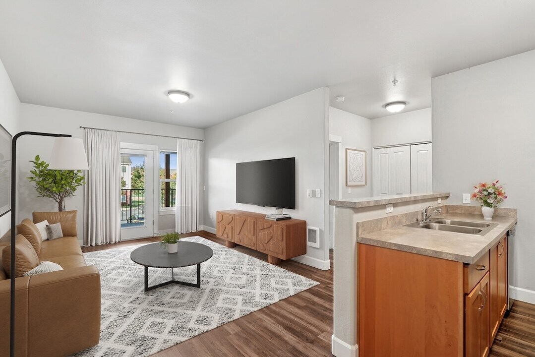 Cascade Ridge in Lebanon, OR - Foto de edificio