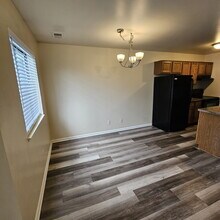 30719 Hidden Pines Ln in Roseville, MI - Building Photo - Building Photo