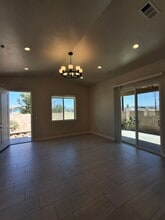 8579 Prospect Ct in Santee, CA - Foto de edificio - Building Photo