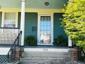 194 N Midland Ave in Nyack, NY - Foto de edificio - Building Photo
