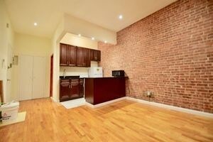 349 W 46th St-Unit -#S1 in New York, NY - Building Photo - Building Photo