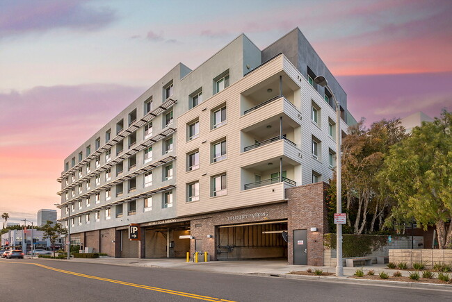 Wilshire La Brea