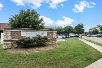 Buckeye Trail Family Residences in Dallas, TX - Building Photo - Building Photo