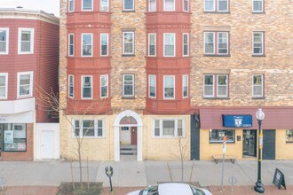 146-152 Berkshire St in Cambridge, MA - Foto de edificio - Building Photo