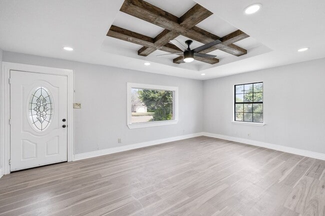 1206 E Samano St in Edinburg, TX - Building Photo - Building Photo