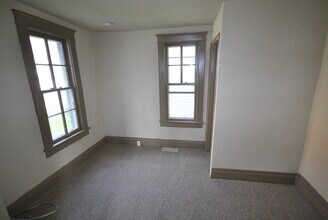 201 E Madison St in Ann Arbor, MI - Building Photo - Building Photo