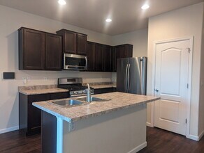 1518 Sepia Ave in Longmont, CO - Foto de edificio - Building Photo