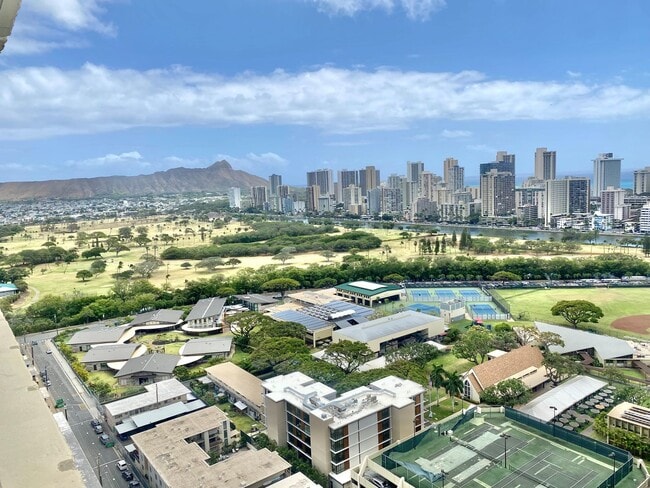 2525 Date St in Honolulu, HI - Building Photo - Building Photo