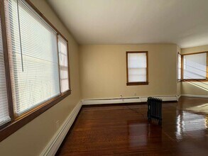 93 Wharton Pl in West Haven, CT - Building Photo - Building Photo