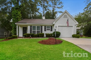 722 Foxborough Rd in Charlotte, NC - Building Photo