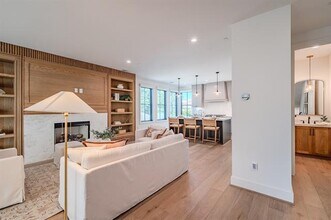 4114 Emerson Ave in Dallas, TX - Foto de edificio - Building Photo