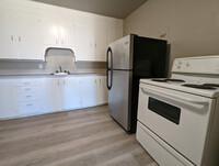 Grey Apartments in Regina, SK - Building Photo - Building Photo