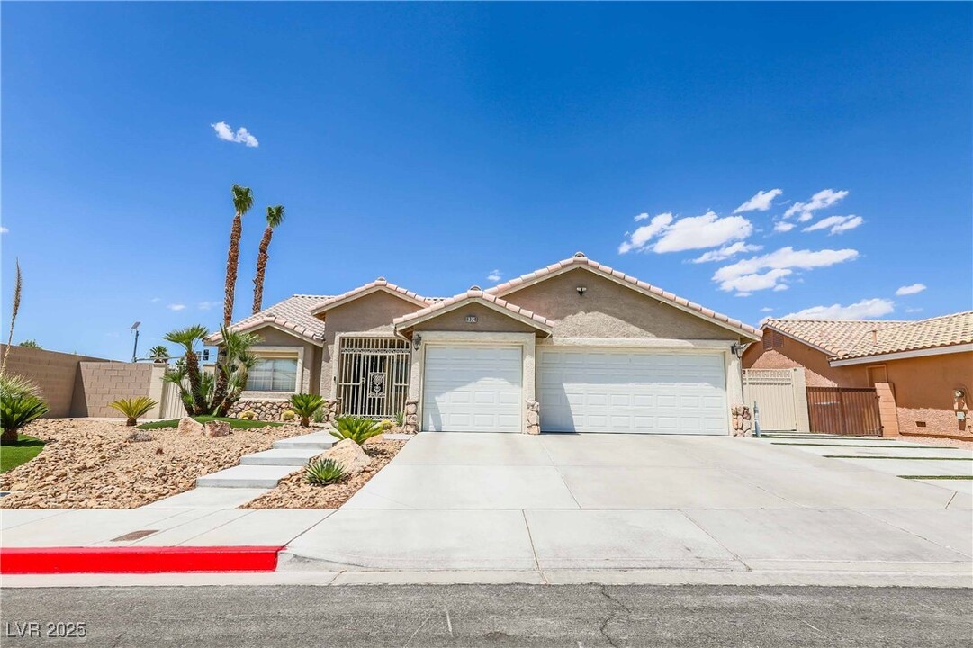 6324 Hill Haven Ave in Las Vegas, NV - Building Photo