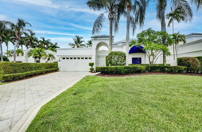 2624 NW 63rd St in Boca Raton, FL - Foto de edificio - Building Photo