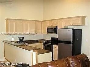 5135 Centennial Blvd in Lehigh Acres, FL - Foto de edificio - Building Photo
