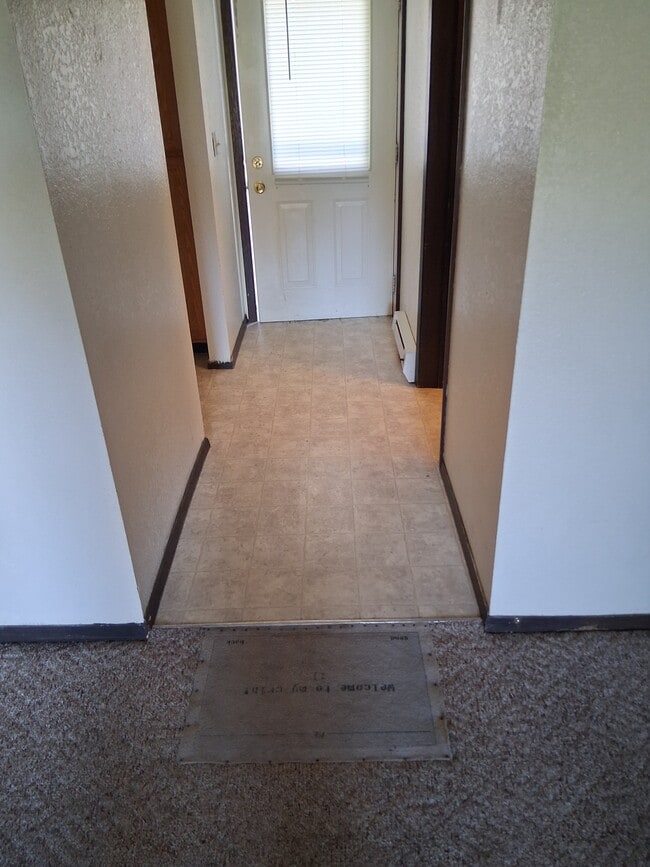 property at 910 W 24th St