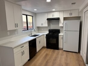 31 W 6th St in Tracy, CA - Building Photo - Building Photo