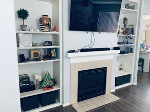 Silver Firs home! in Everett, WA - Building Photo - Building Photo