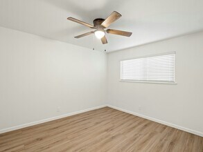 2124 N Glenn Ave in Fresno, CA - Building Photo - Building Photo