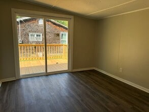 412 W 6th St in Metropolis, IL - Building Photo - Building Photo