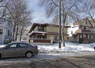 210 N Blair St in Madison, WI - Foto de edificio - Building Photo