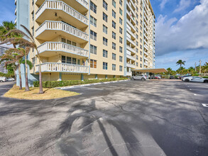 305 N Pompano Beach Blvd in Pompano Beach, FL - Building Photo - Building Photo