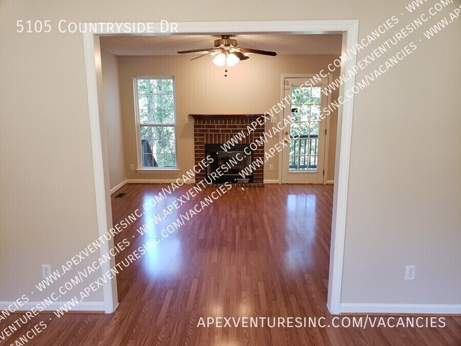 5105 Countryside Dr