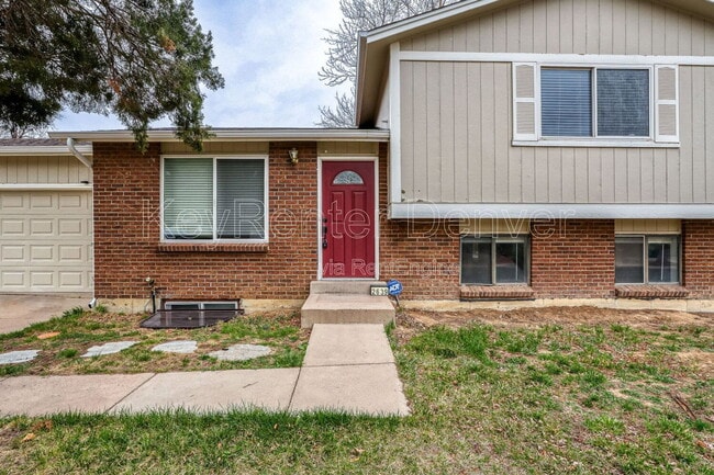 property at 2639 S Dillon St