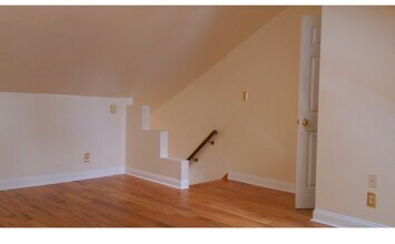 19210 Station Rd, Unit Apt #3 in Flushing, NY - Foto de edificio - Building Photo