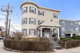 438 Washington St, Unit 2 in Boston, MA - Building Photo - Building Photo